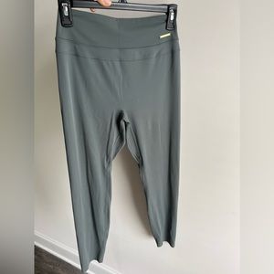 Gymshark Whitney Simmons High Rise Leggings - Eucalyptus - Size L